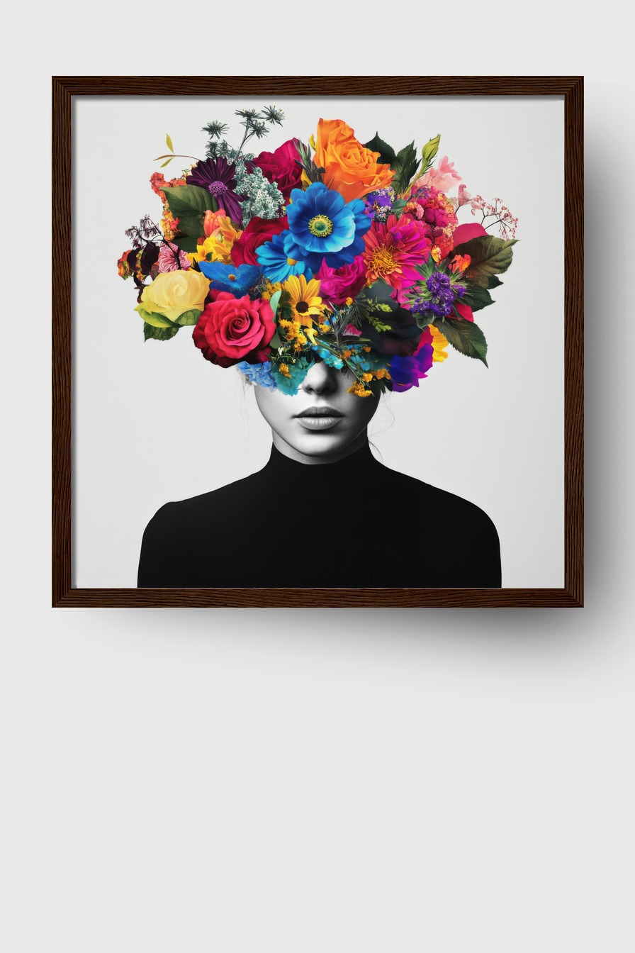 Kunstdruck einer Frau mit einer farbenfrohen Blumenkrone im Gesicht in moderner Gestaltung