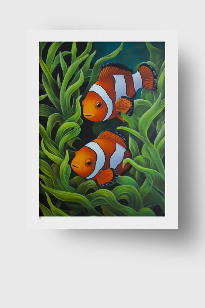 Poster mit zwei Clownfischen im grünen Seegras, farbenfroh und naturgetreu gemalt.