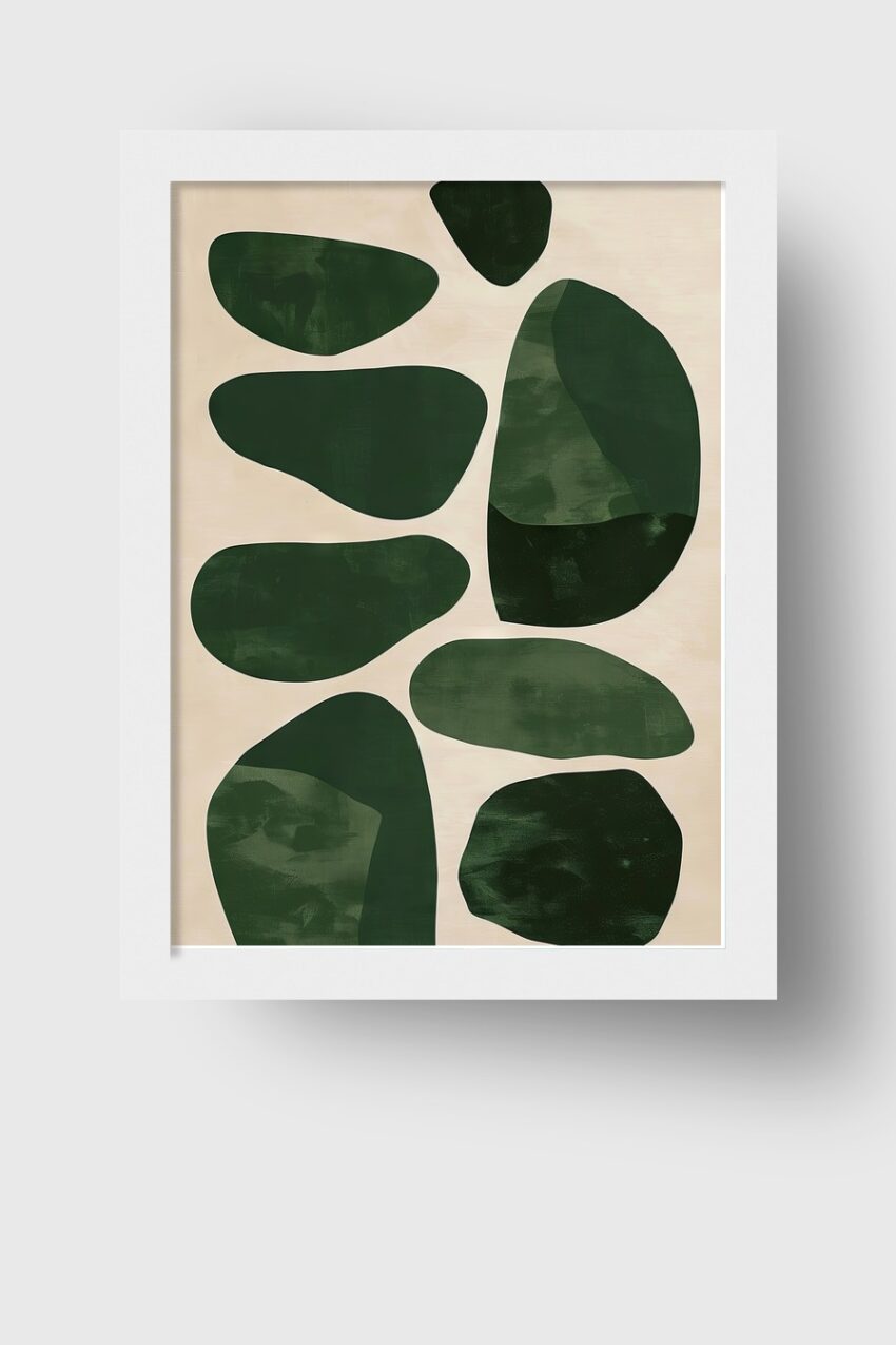 Abstraktes Bild mit grünen organischen Formen auf beige Hintergrund als moderner Kunstdruck