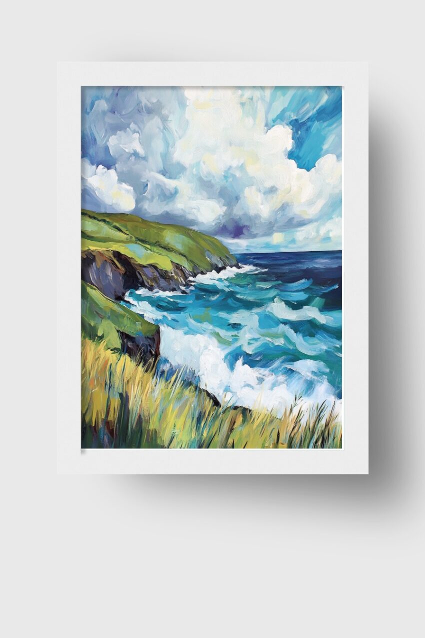 Kunstdruck einer Küstenlandschaft mit grünen Klippen, stürmischem Meer und dramatischem Himmel in leuchtenden Blautönen