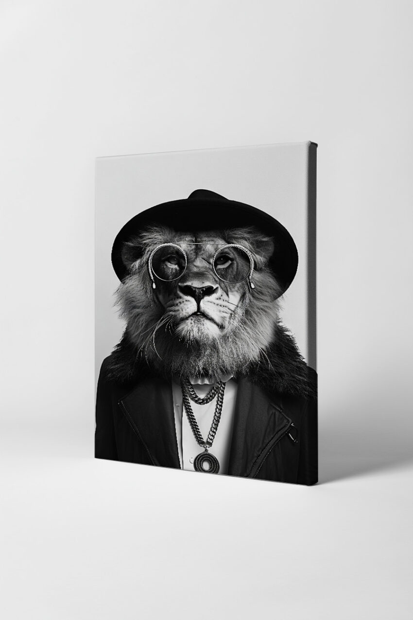 Fotografie Poster Löwe Hut Brille schwarz-weiß