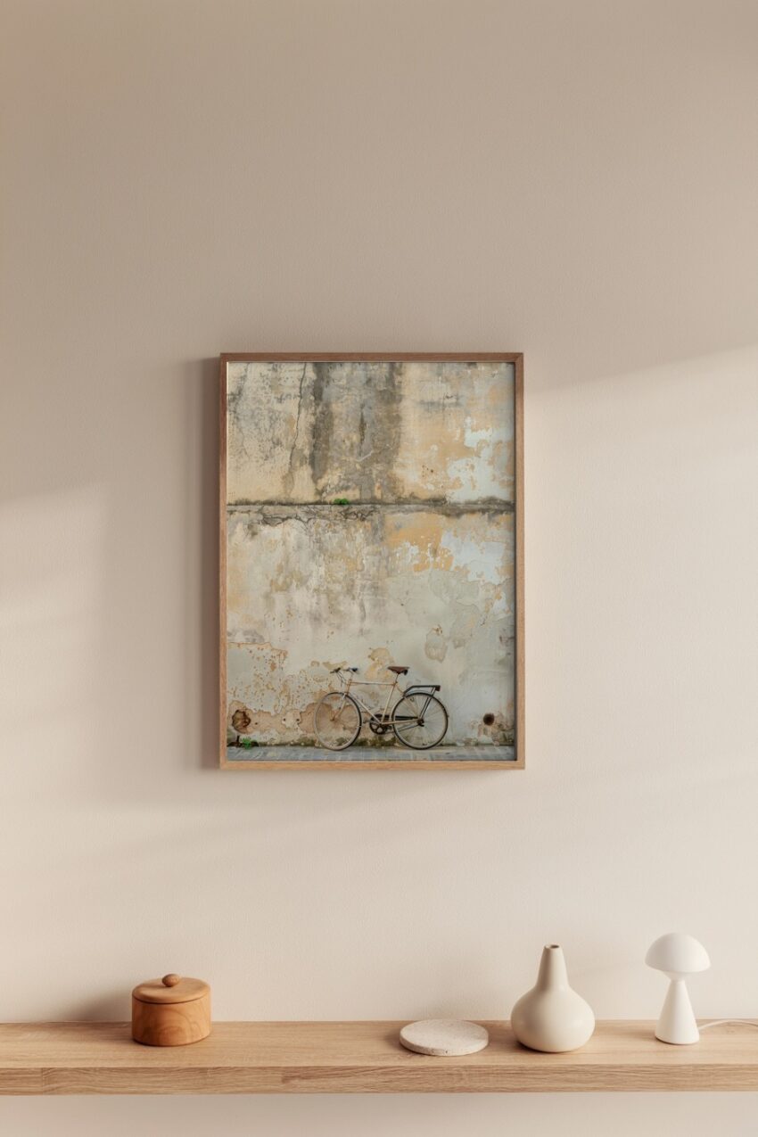 Fotografie Poster Fahrrad Wand alt verwittert beige grau