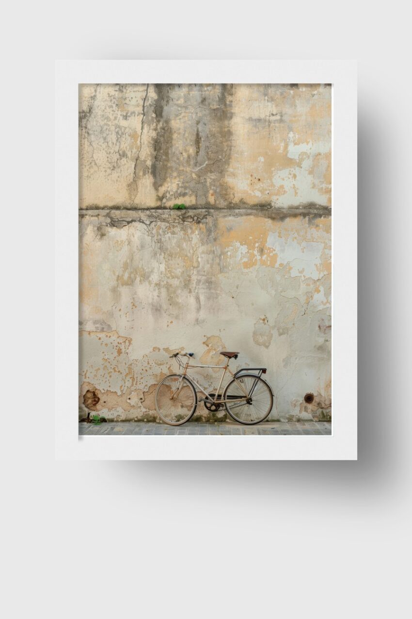 Fotografie Poster Fahrrad Wand alt verwittert beige grau