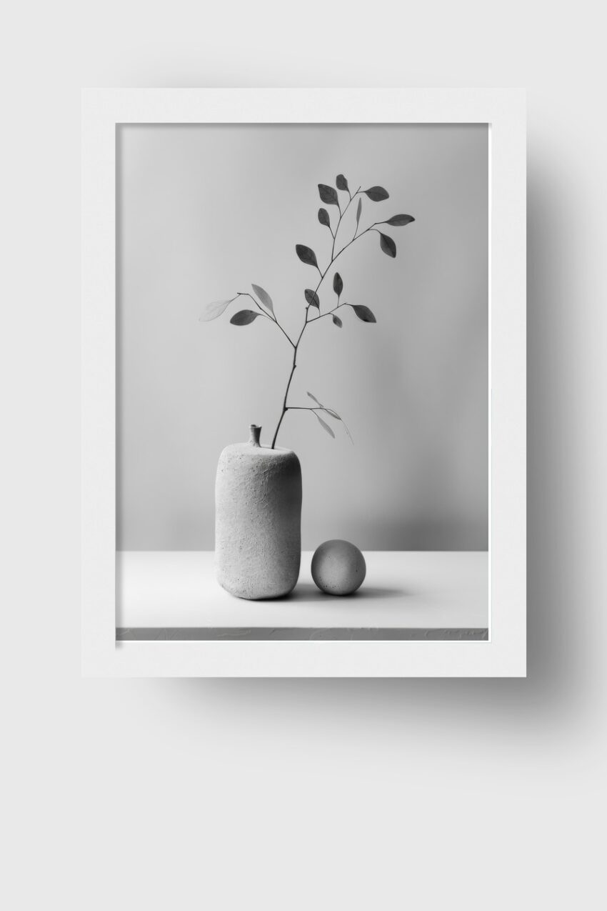 Fotografie Poster Vase Zweig schwarz-weiß minimalistisch