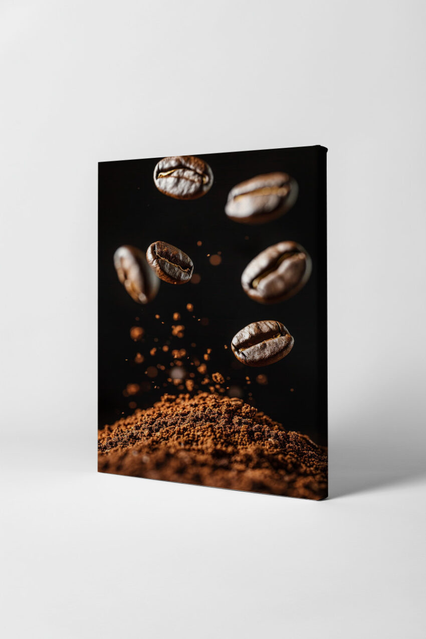 Fotografie Poster Kaffeebohne schwebend braun detailreich