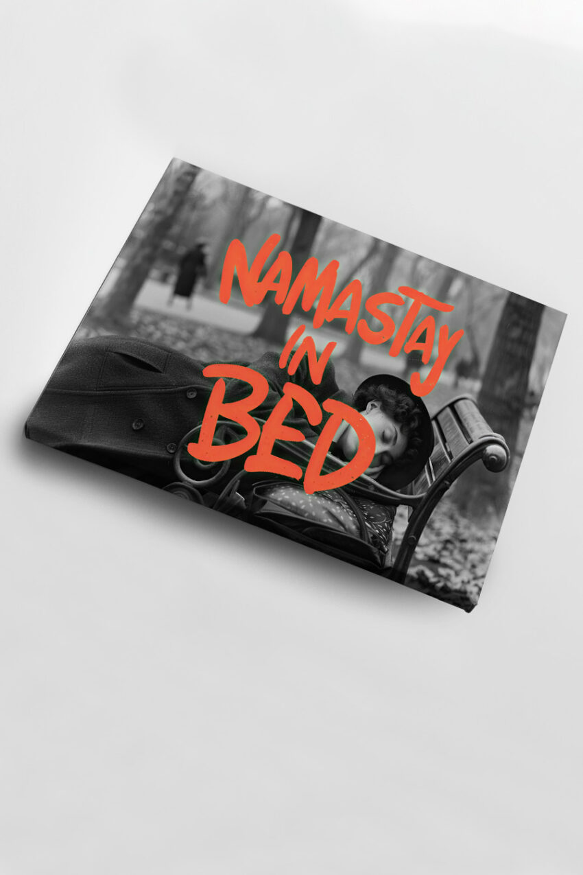 Fotografie Poster Frau Schlaf Parkbank schwarz-weiß