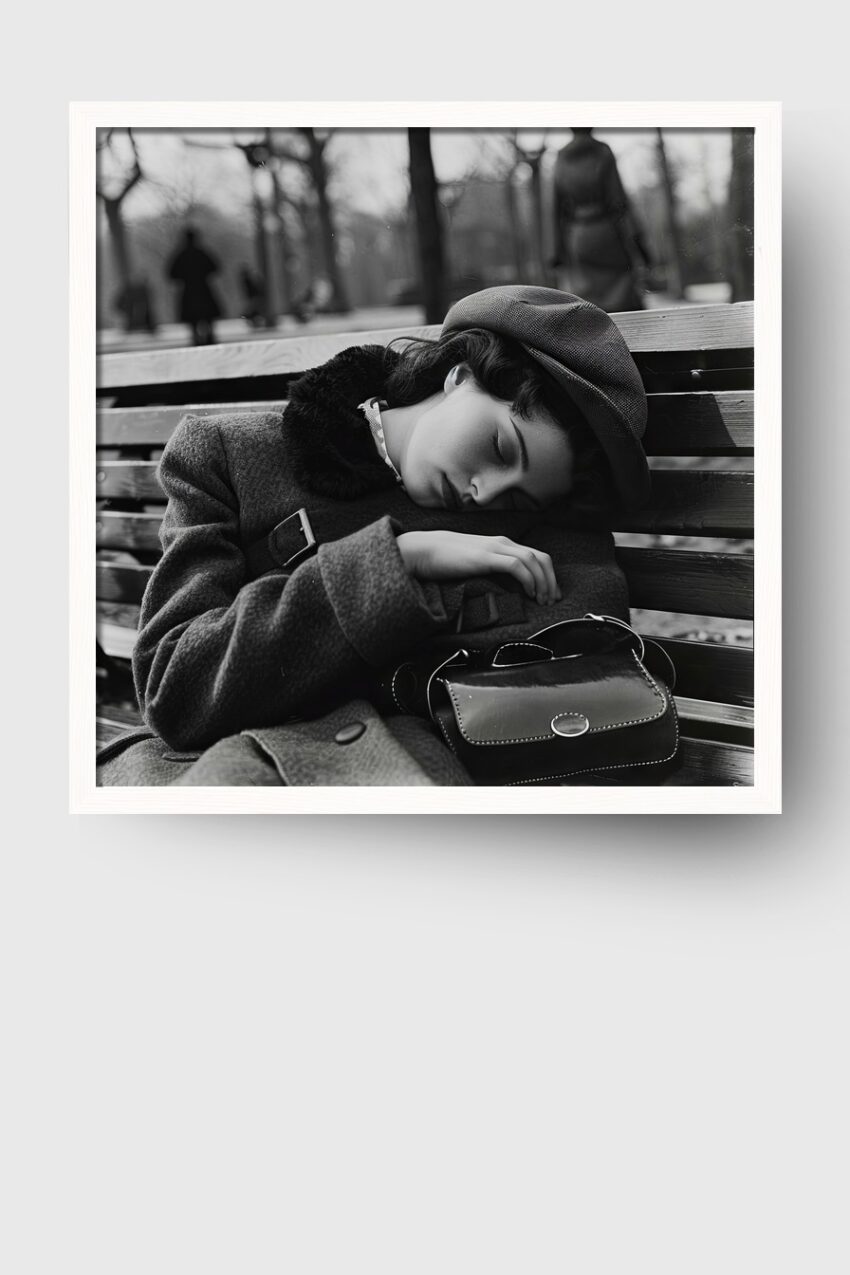 Fotografie Poster Frau schläft Bank schwarz-weiß