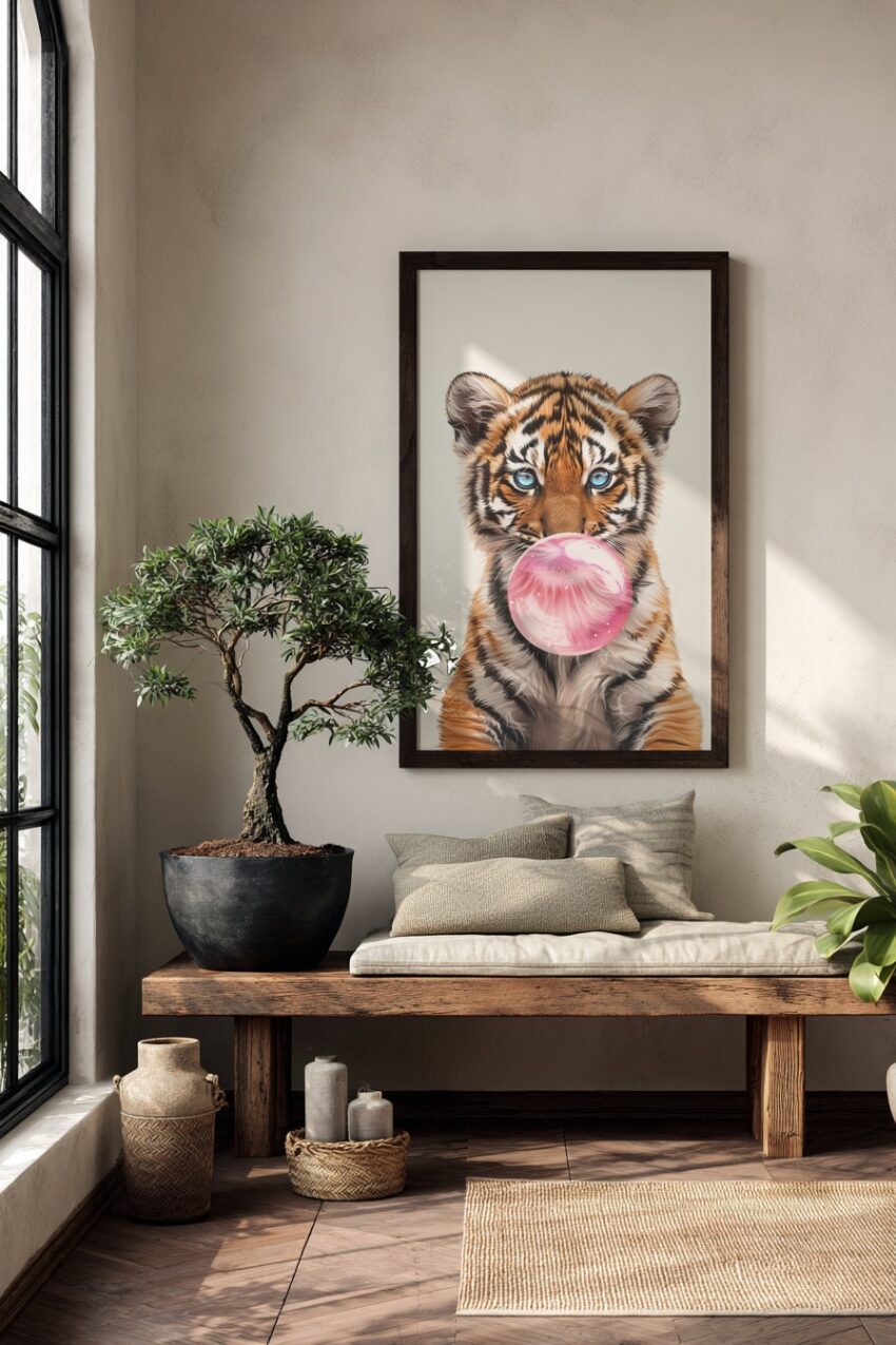 Illustration Poster Tigerjunges blauäugig mit rosa Kaugummi Blase
