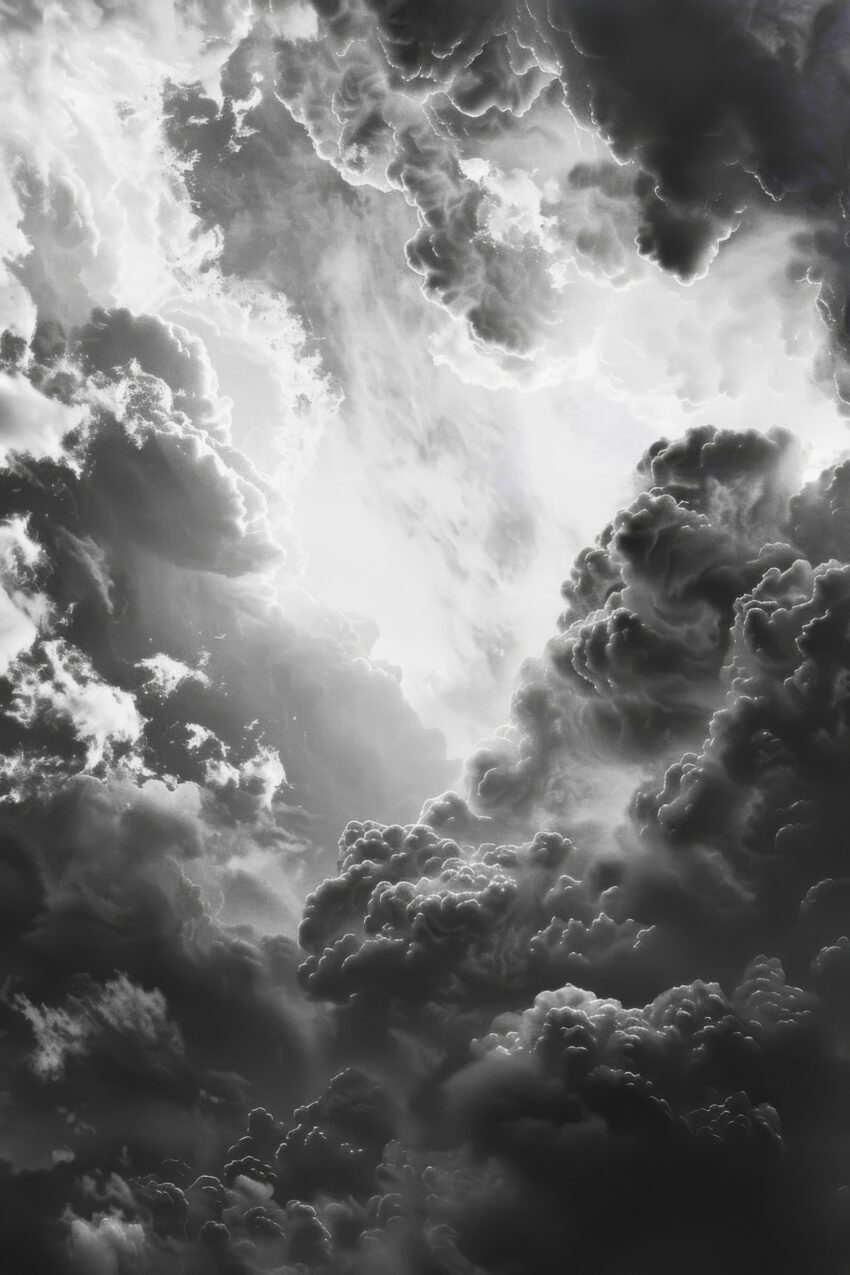Fotografie Poster Wolkenformation dramatisch schwarz-weiß