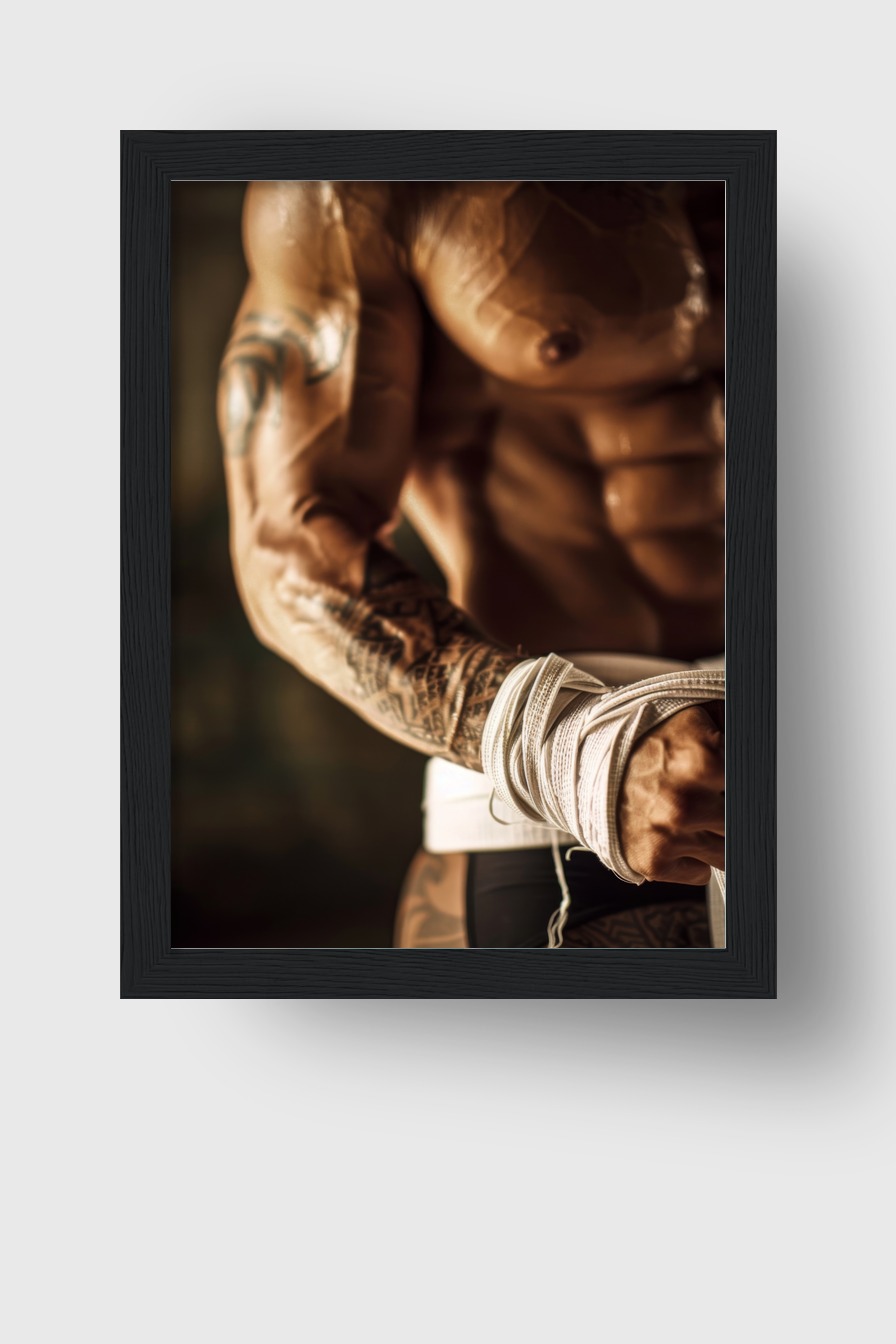 Fotografie Poster Muskelarm Tattoo kraftvoll detailreich