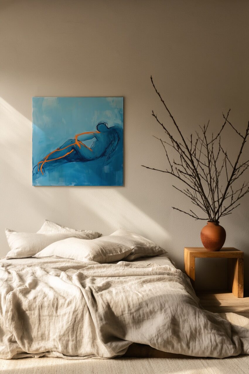 Abstrakter Kunstdruck einer liegenden menschlichen Figur in Blautönen mit orangen Linien, moderner Poster Kunstdruck