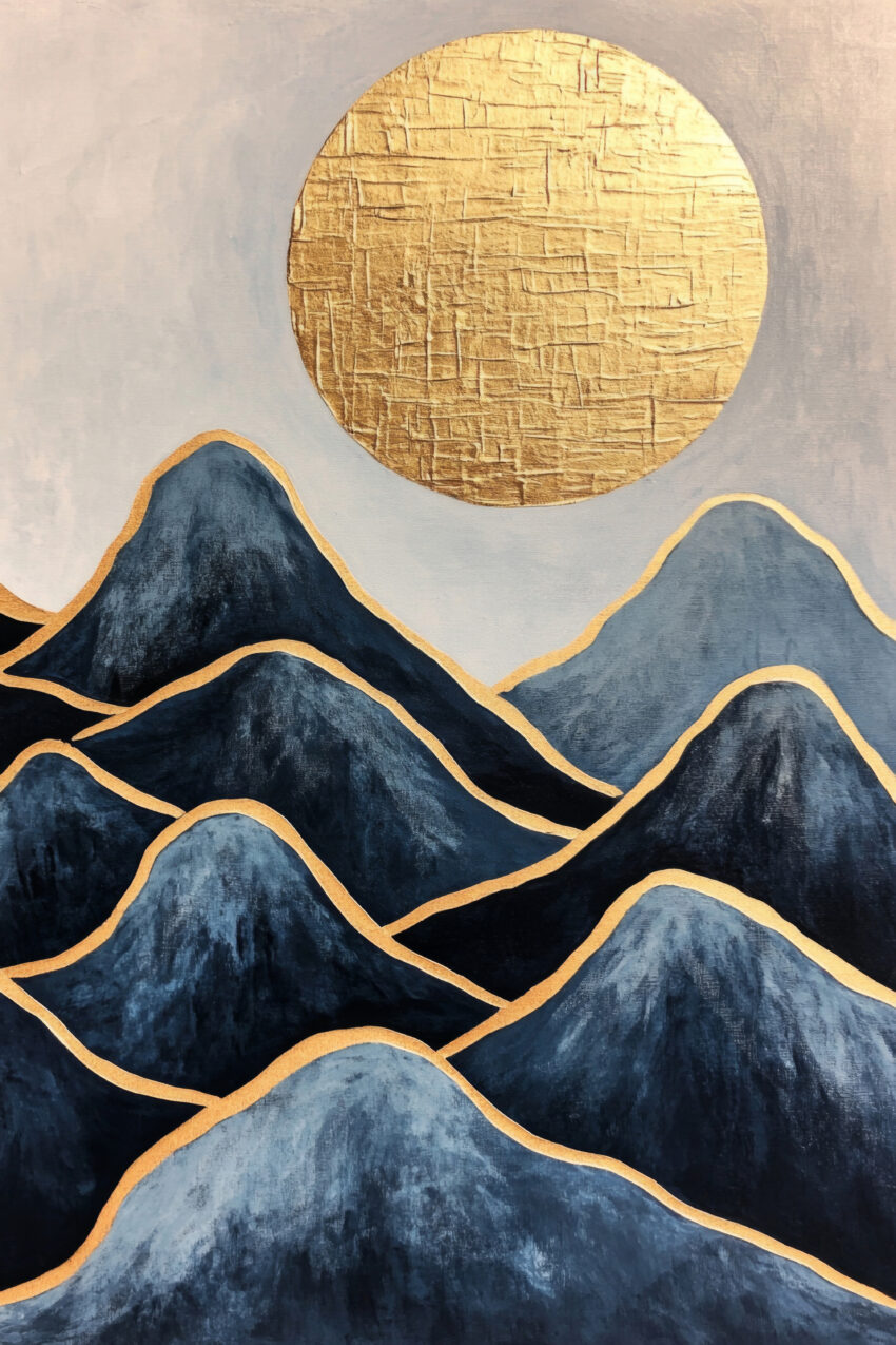 Abstrakt Poster Berge goldene Sonne dunkelblau metallic