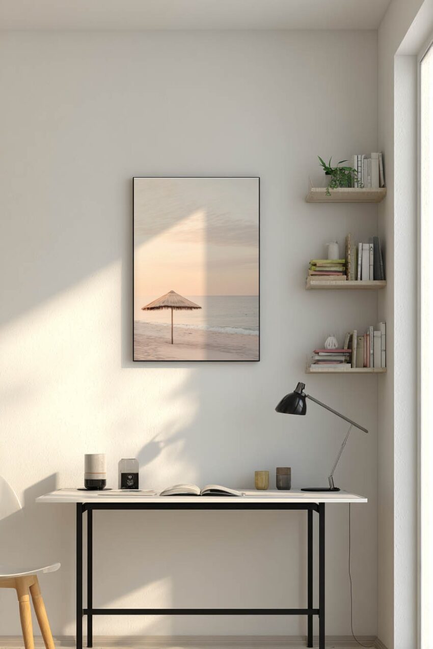 Fotografie Poster Strandschirm Meer Sand minimalistisch beige