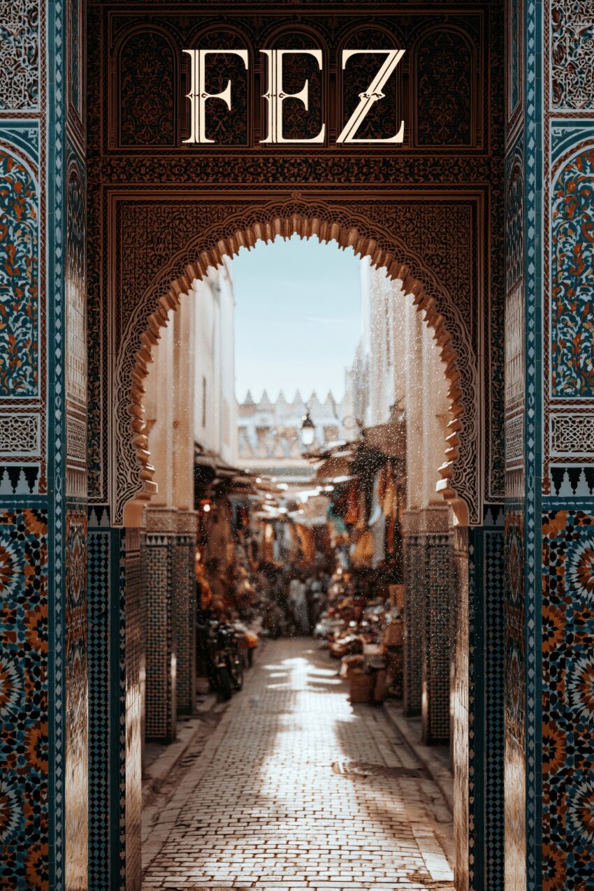 Fotografie Poster Markt Fez orientalischer Bogen warm