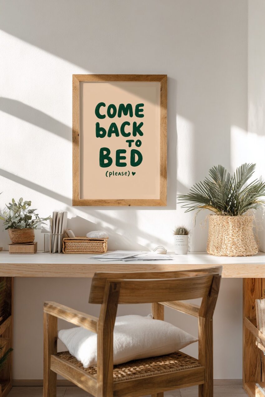 Grafikdesign Poster Schriftzug Bitte zurück ins Bett schwarz grün